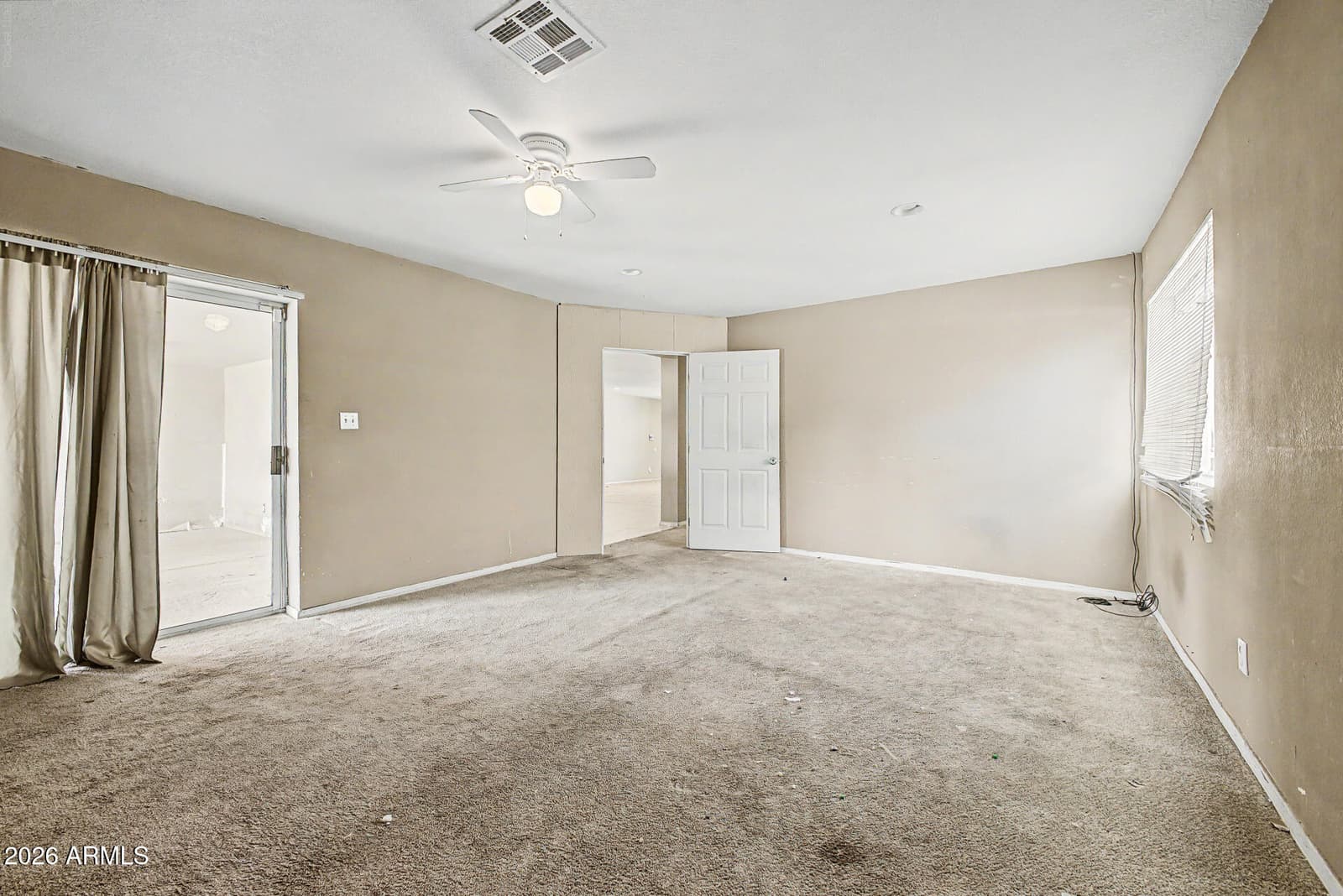 5807 W CAMBRIDGE Avenue, Phoenix, AZ 85035 — photo 32 of 41