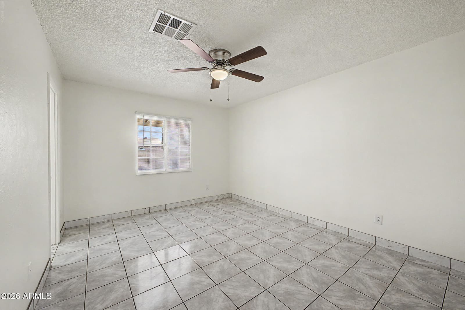 8141 W INDIANOLA Avenue, Phoenix, AZ 85033 — photo 25 of 36