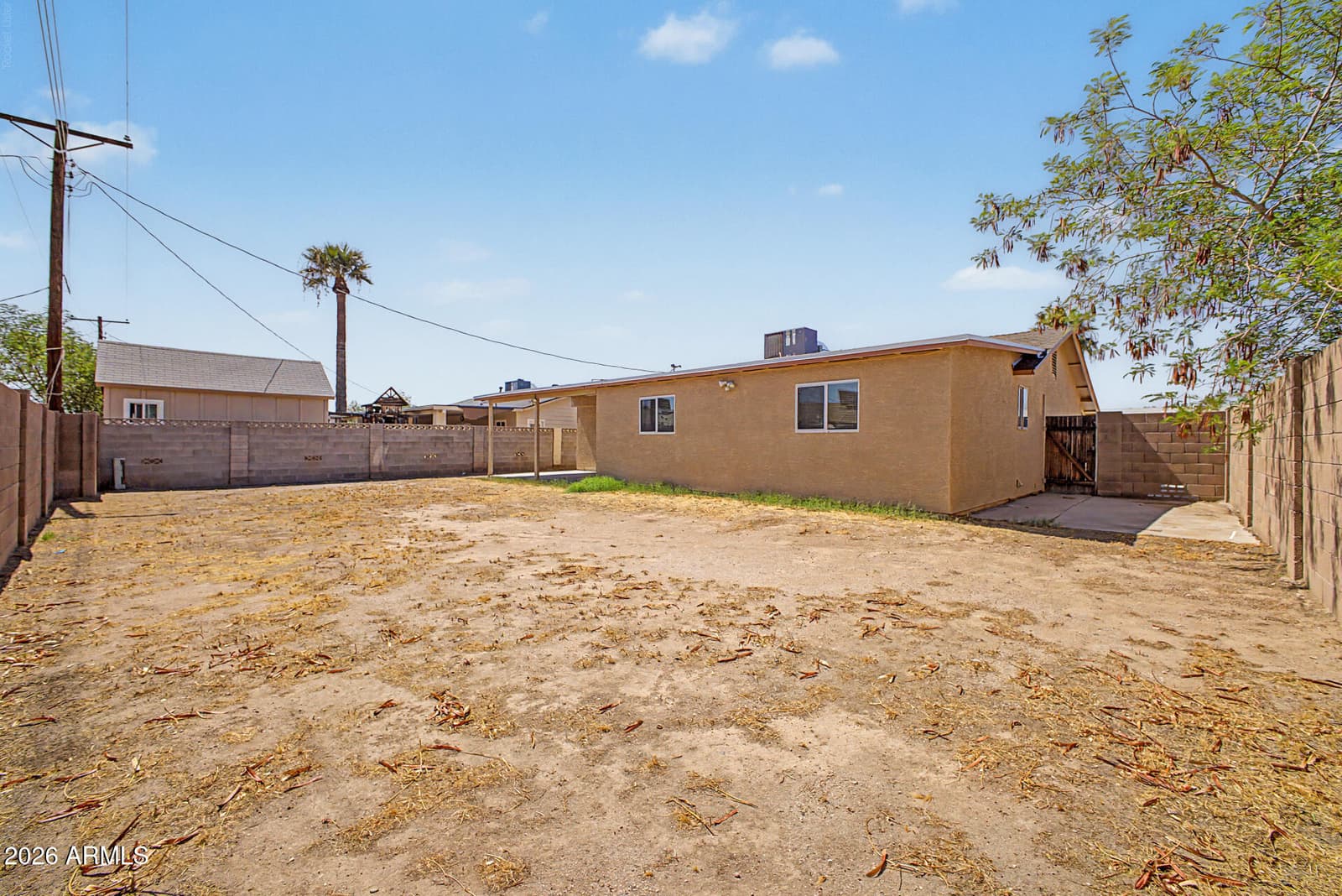 8141 W INDIANOLA Avenue, Phoenix, AZ 85033 — photo 34 of 36