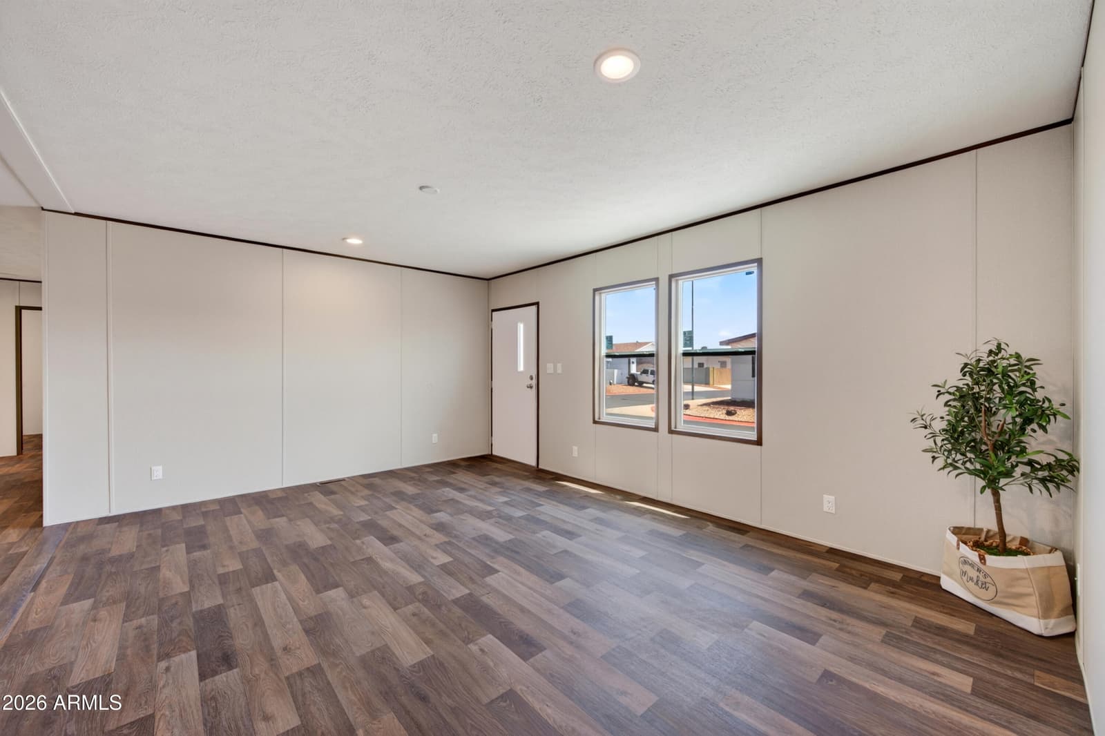 8601 N 103rd Avenue 90, Peoria, AZ 85345 — photo 33 of 42