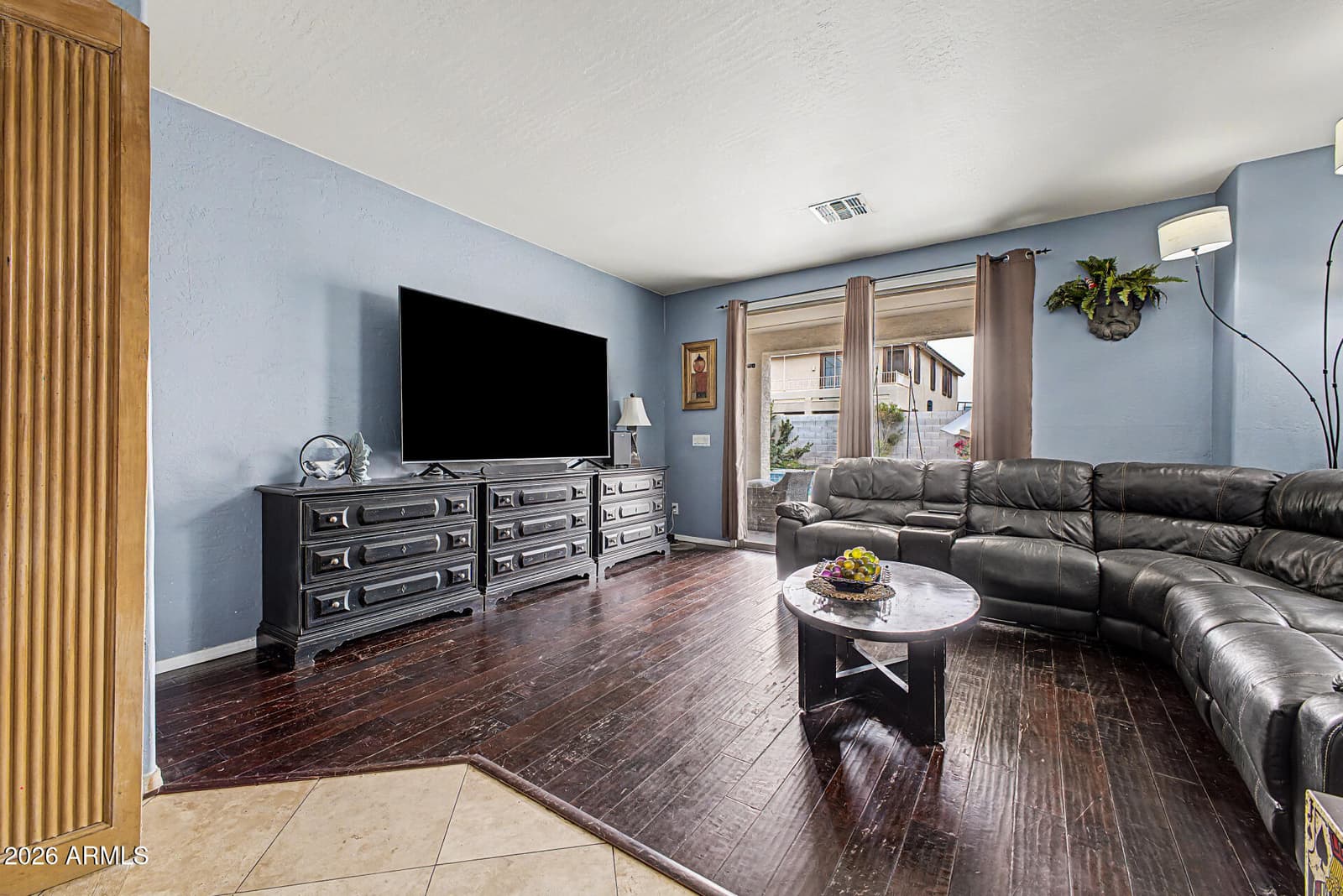 8606 W MORTEN Avenue, Glendale, AZ 85305 — photo 10 of 59