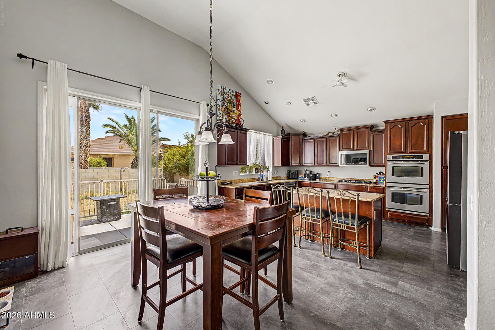 8606 W MORTEN Avenue, Glendale, AZ 85305 — photo 13 of 59