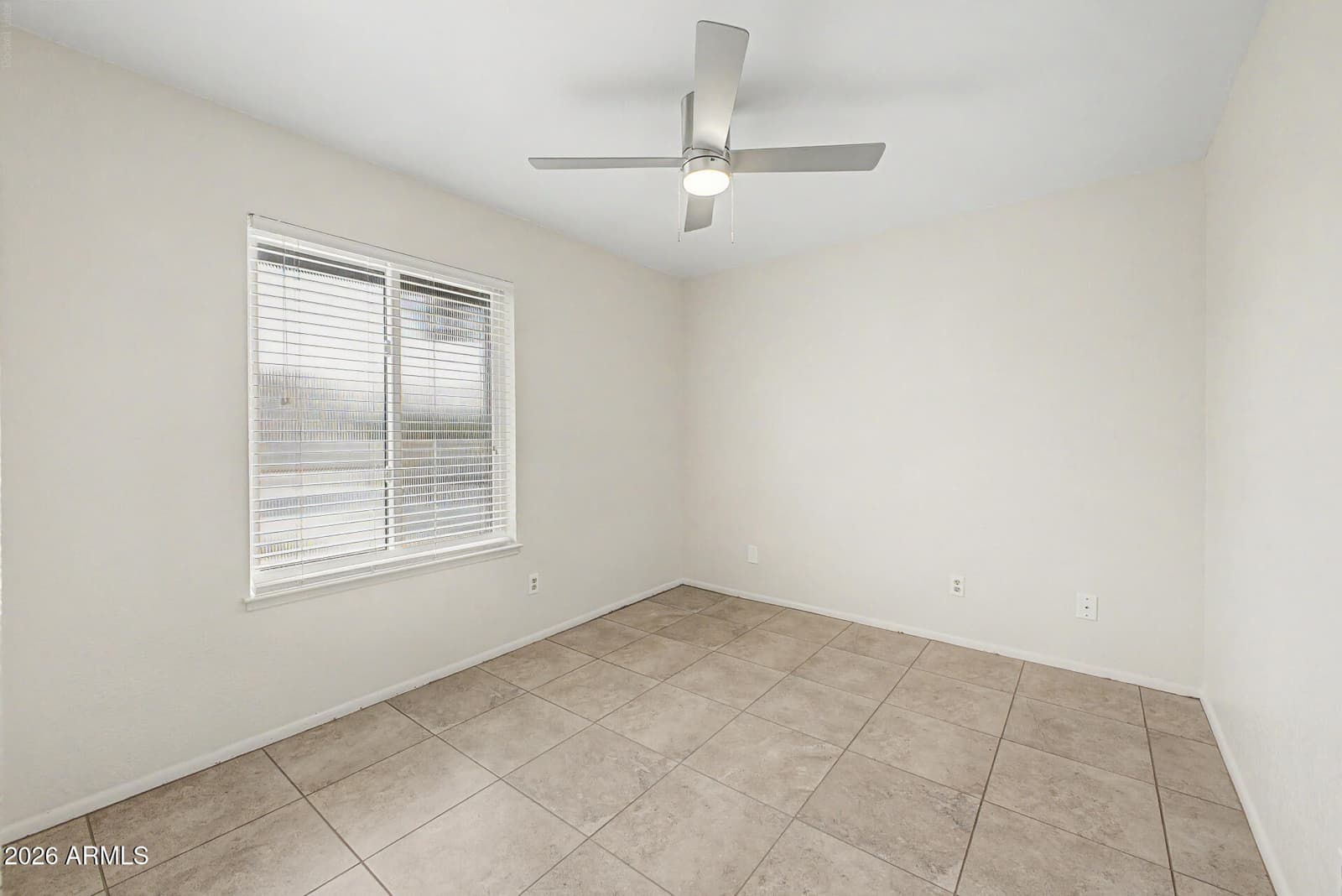 2208 E HEARN Road, Phoenix, AZ 85022 — photo 18 of 29