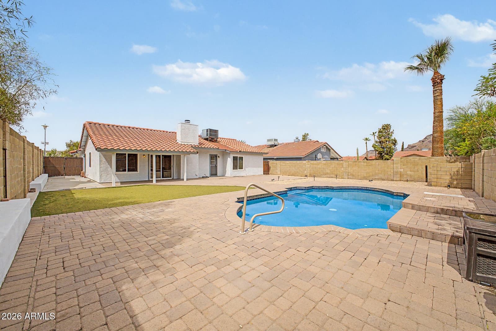 2208 E HEARN Road, Phoenix, AZ 85022 — photo 24 of 29