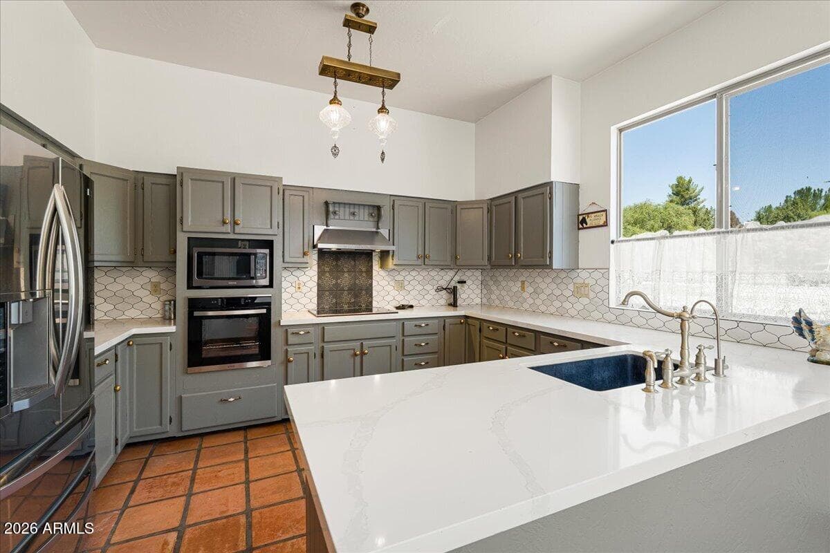 305 W FORT MCDOWELL Place, Camp Verde, AZ 86322 — photo 11 of 44