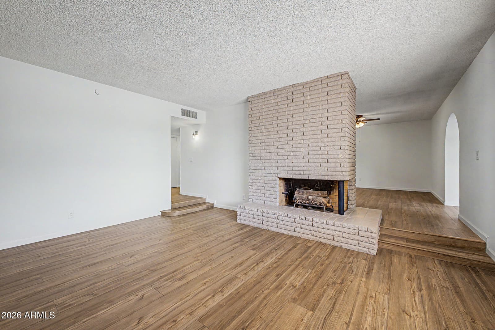 212 E MINTON Drive, Tempe, AZ 85282 — photo 12 of 35