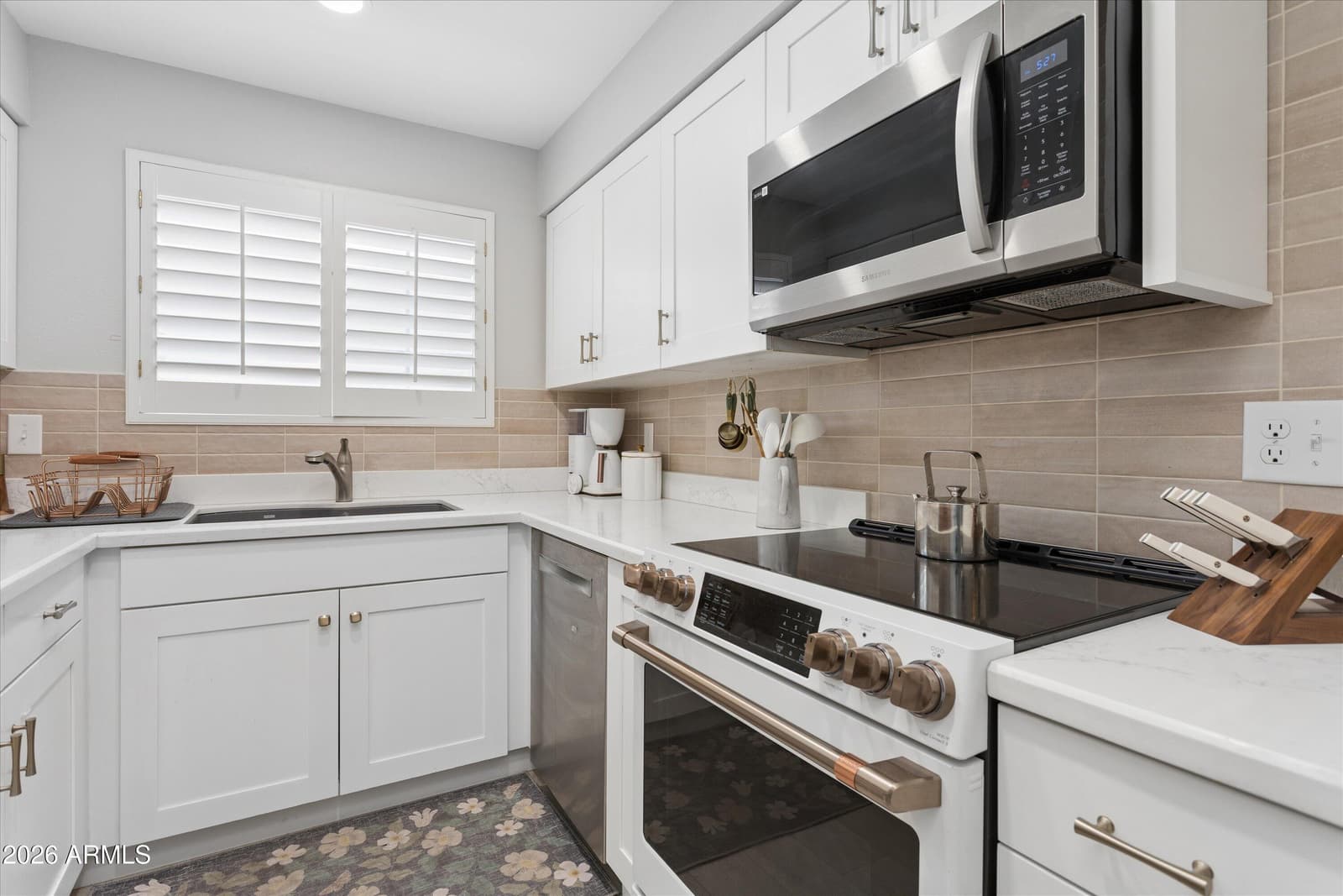 7710 E Gainey Ranch Road 241, Scottsdale, AZ 85258 — photo 12 of 34