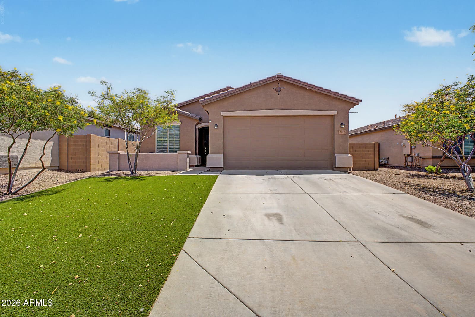 2513 W ARROYO Way, San Tan Valley, AZ 85144 — photo 3 of 29