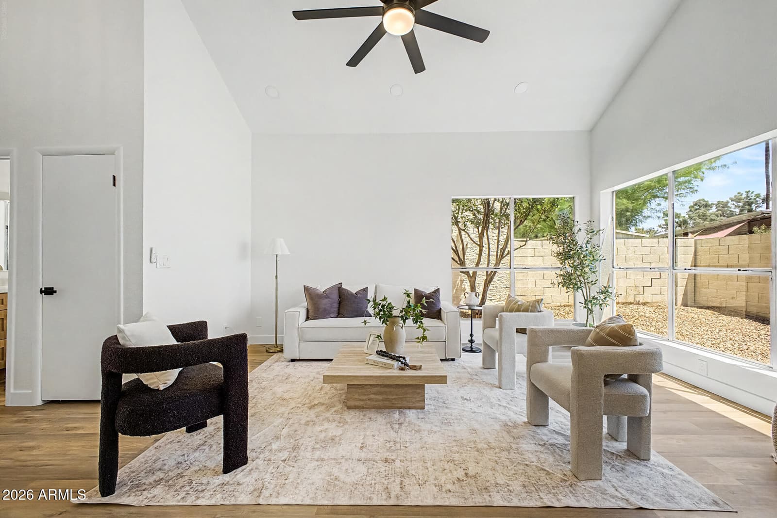 601 E WESCOTT Drive, Phoenix, AZ 85024 — photo 8 of 34