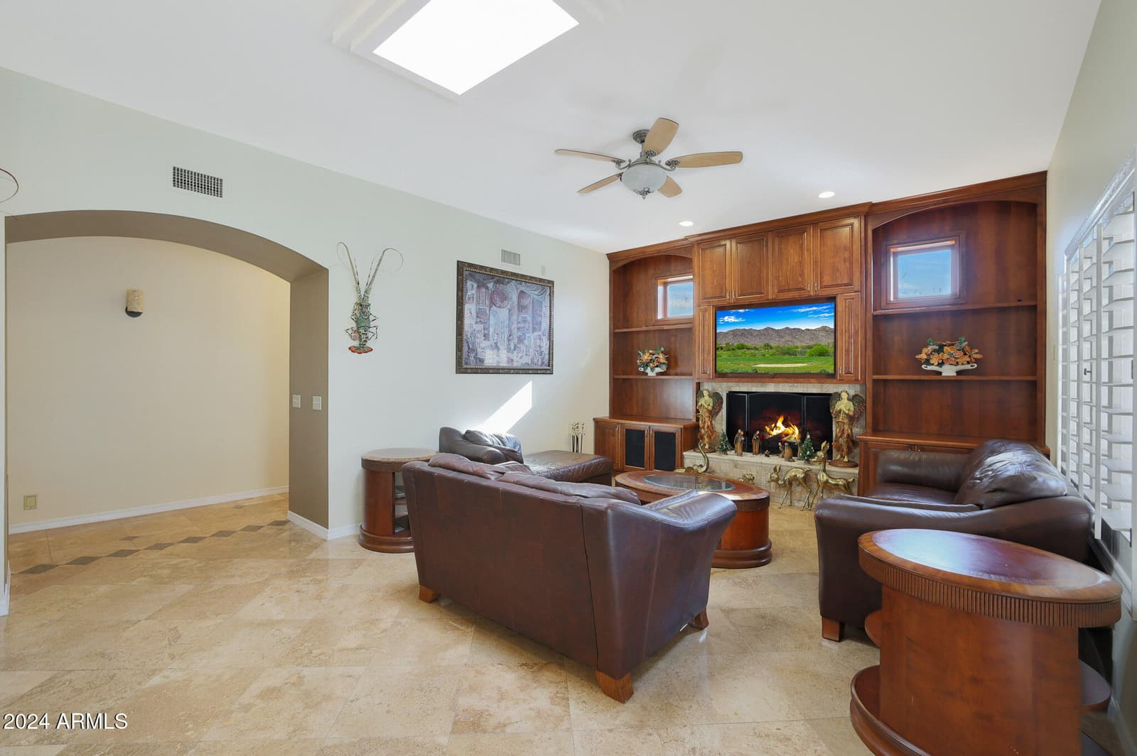 1044 W INDIAN HILLS Place, Phoenix, AZ 85023 — photo 28 of 68