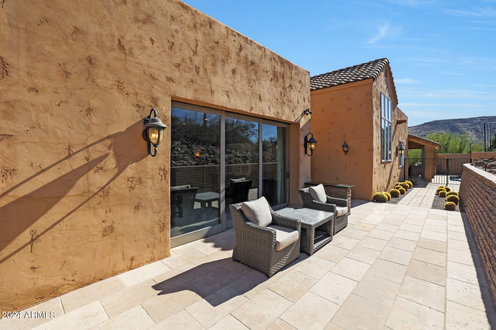 1044 W INDIAN HILLS Place, Phoenix, AZ 85023 — photo 60 of 68