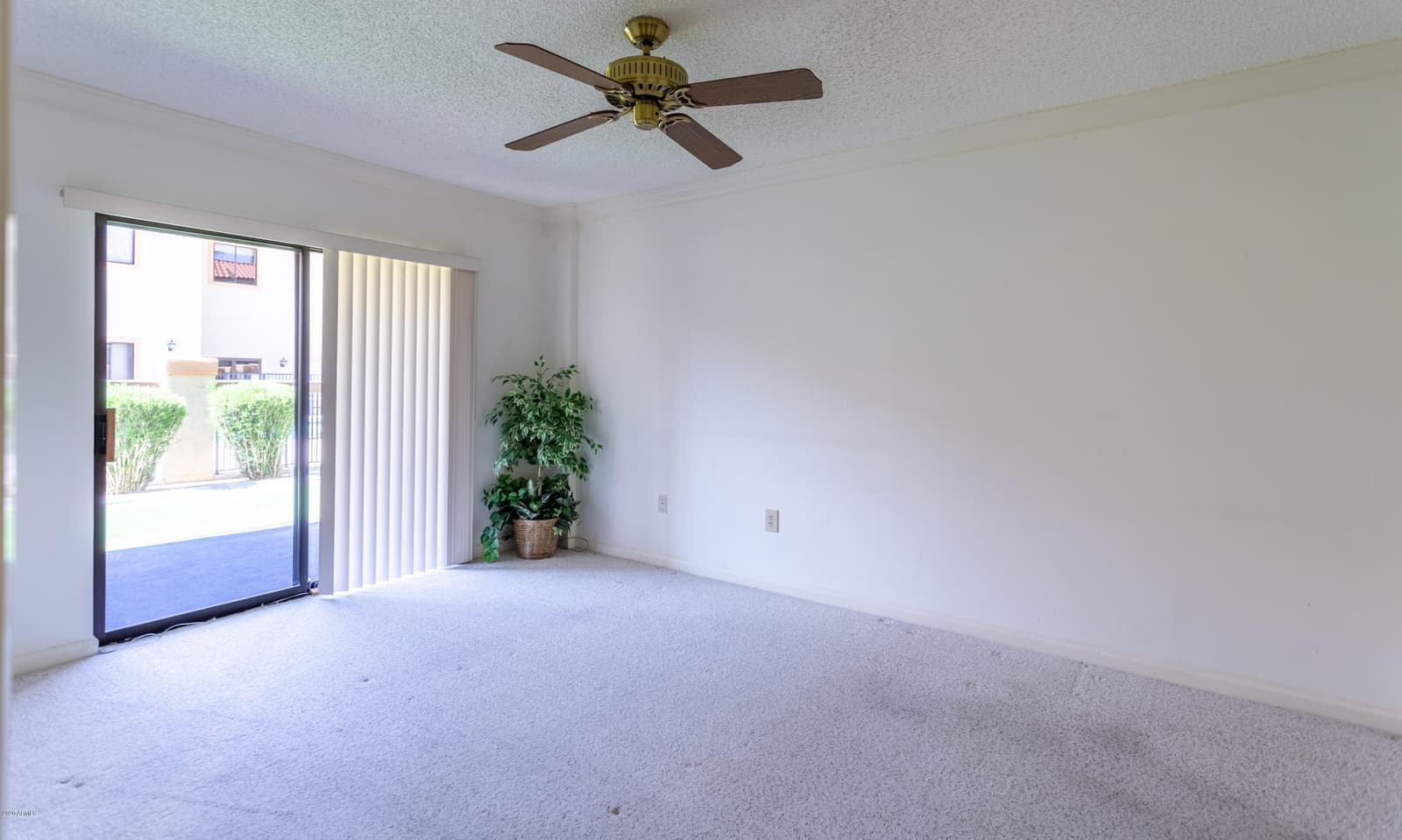 10330 W THUNDERBIRD Boulevard C107b, Sun City, AZ 85351 — photo 10 of 33