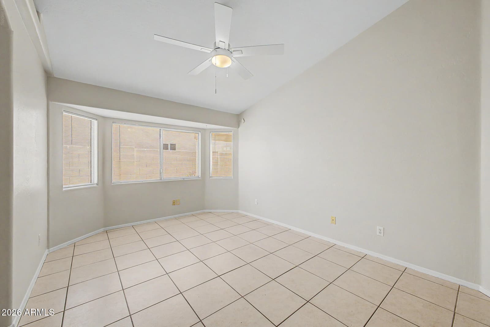 8520 W PALM Lane 1105, Phoenix, AZ 85037 — photo 10 of 23