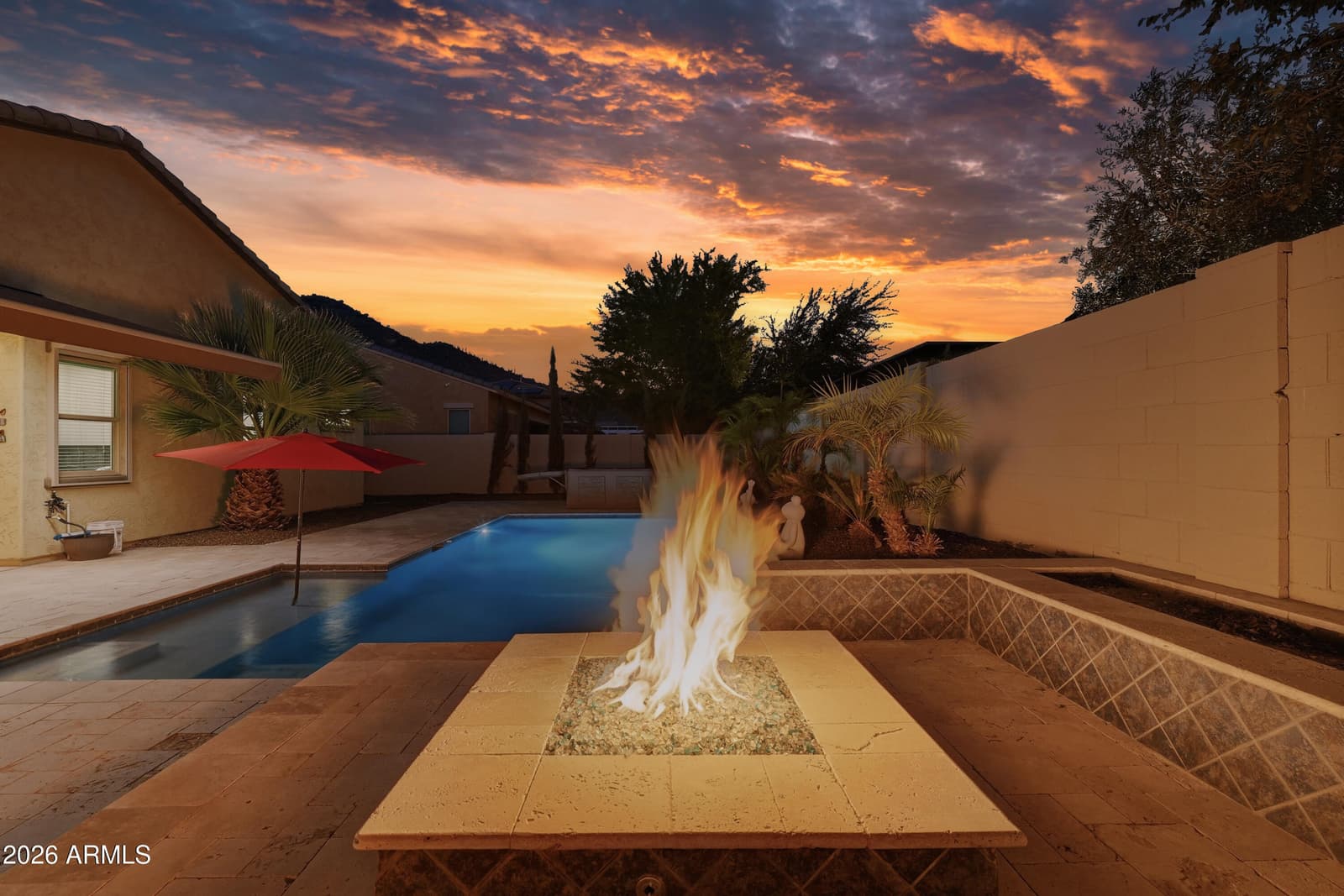 10333 W BUCKHORN Trail, Peoria, AZ 85383 — photo 4 of 114
