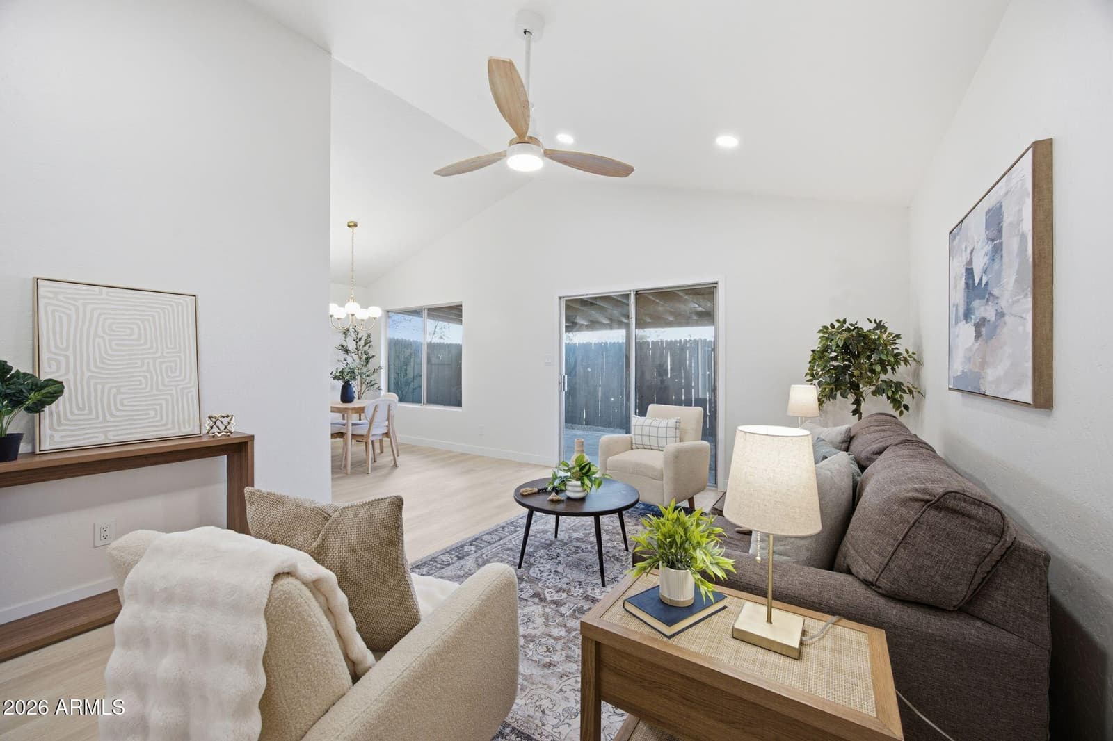8011 N 49TH Avenue, Glendale, AZ 85302 — photo 4 of 26