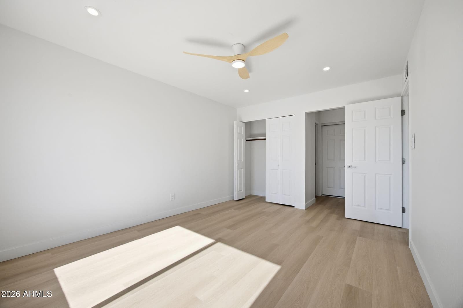 8011 N 49TH Avenue, Glendale, AZ 85302 — photo 14 of 26