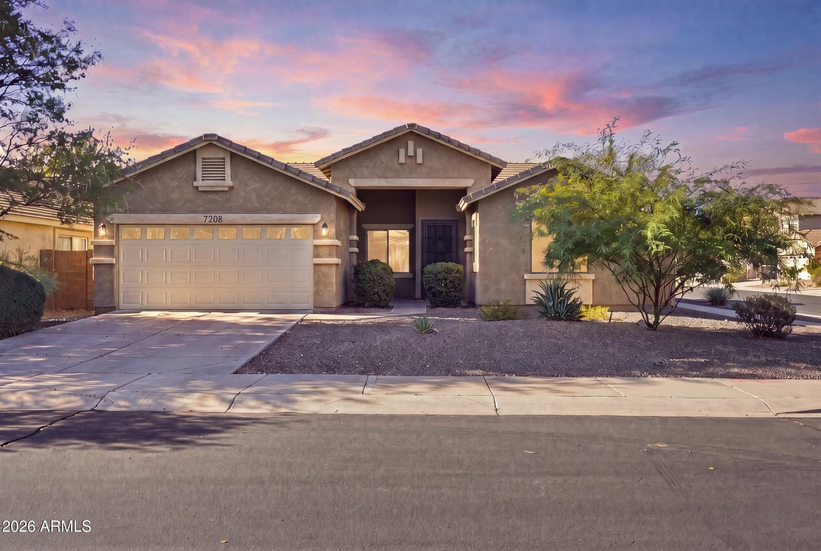 7208 W NICOLET Avenue, Glendale, AZ 85303 — photo 1 of 34