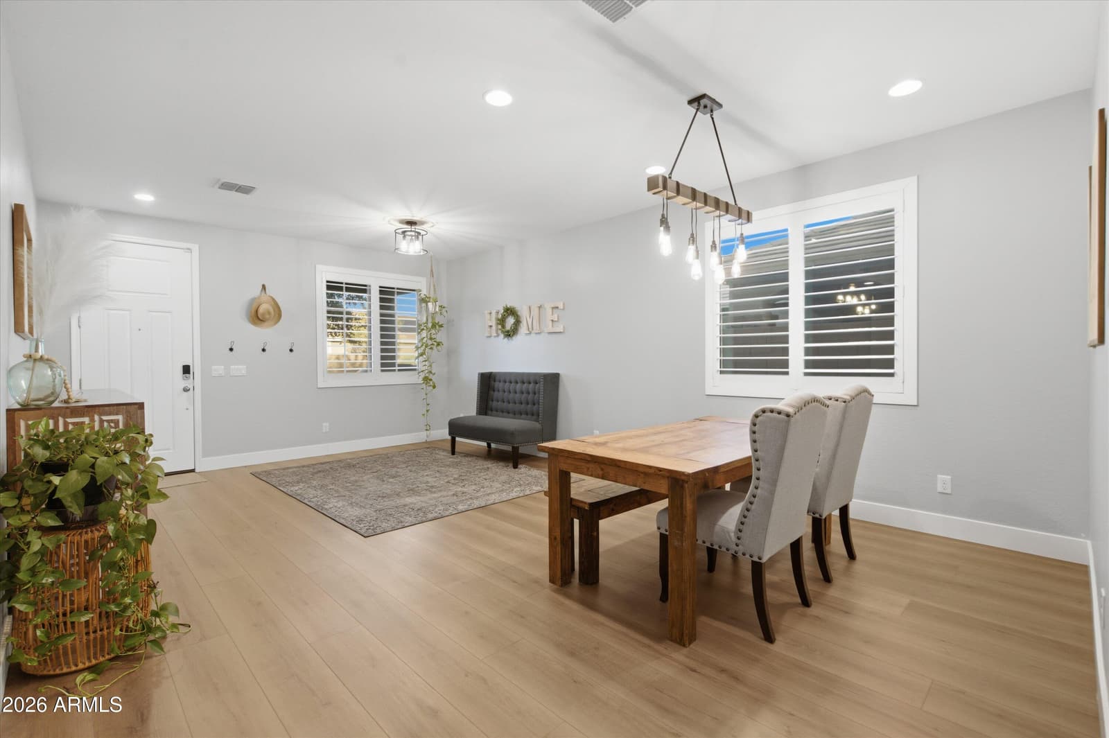 5508 S LUISENO Boulevard, Gilbert, AZ 85298 — photo 8 of 41
