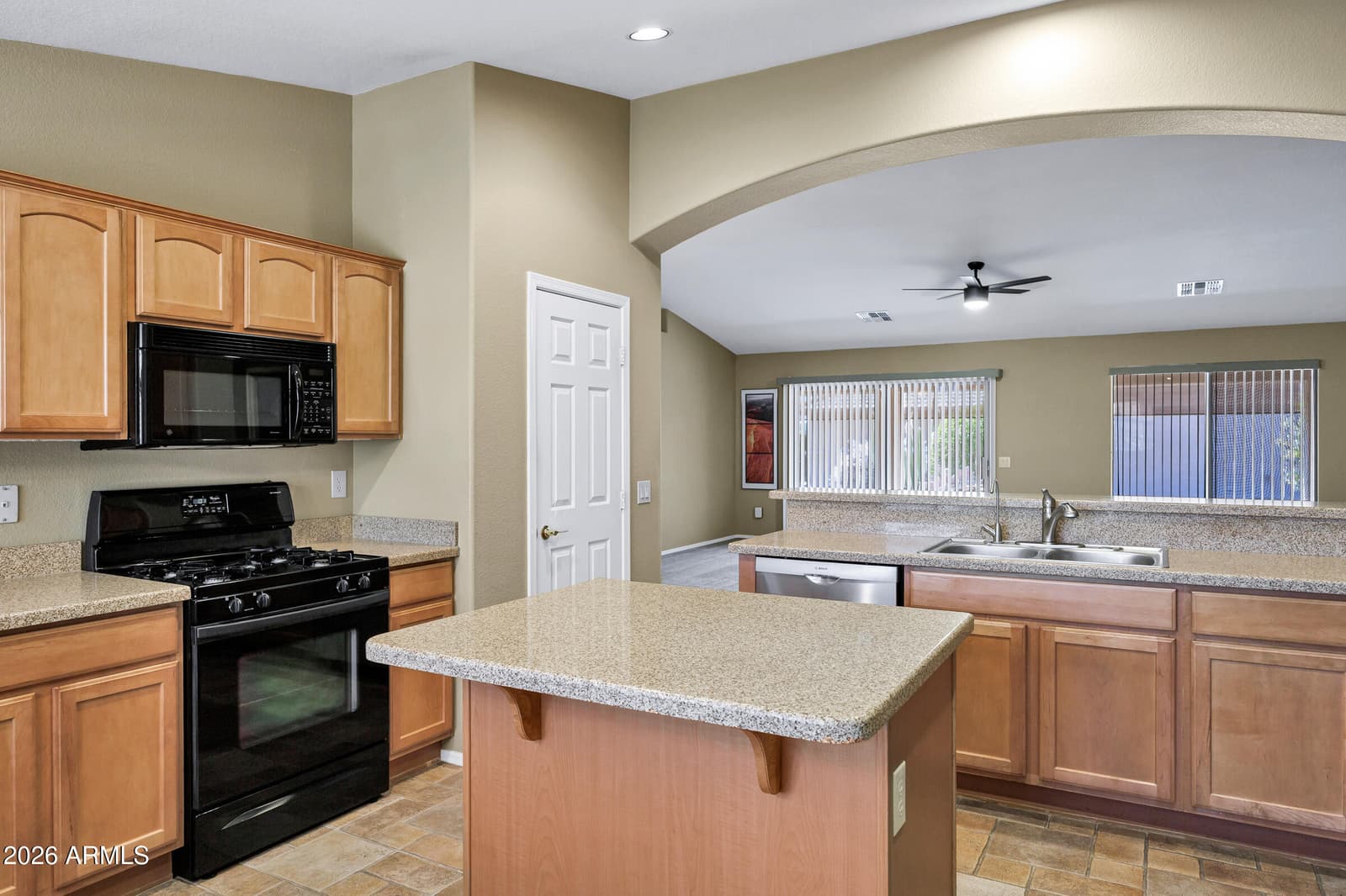 9952 E Emerald Drive, Sun Lakes, AZ 85248 — photo 18 of 38