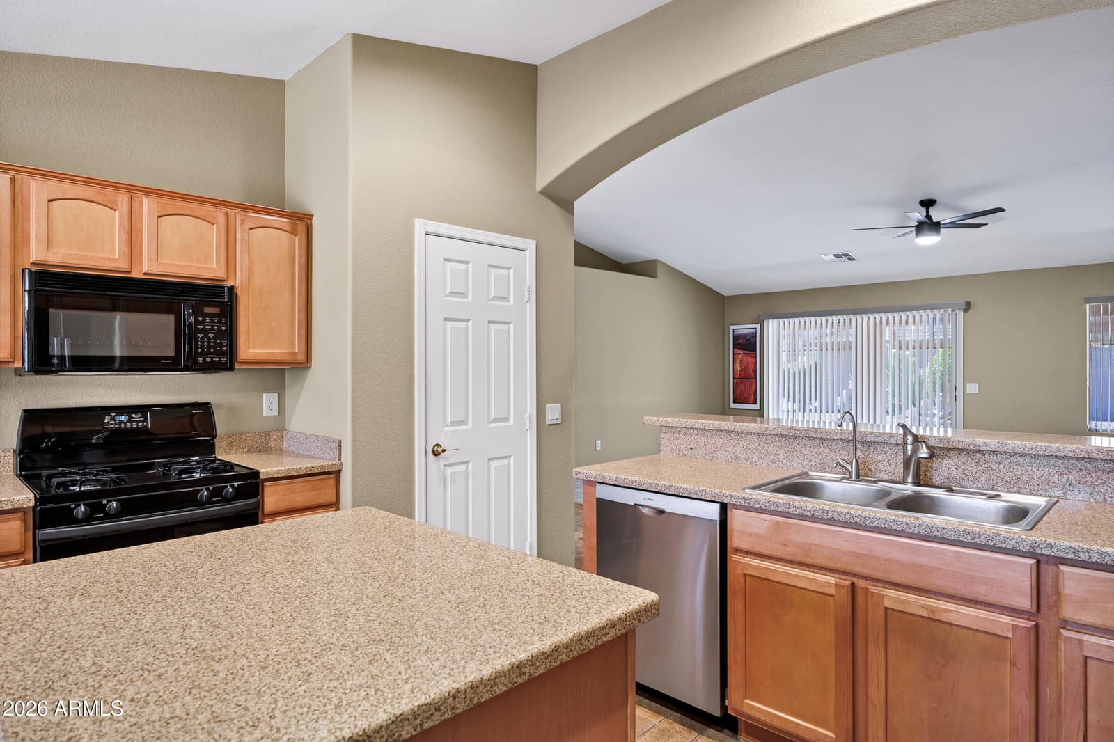9952 E Emerald Drive, Sun Lakes, AZ 85248 — photo 20 of 38