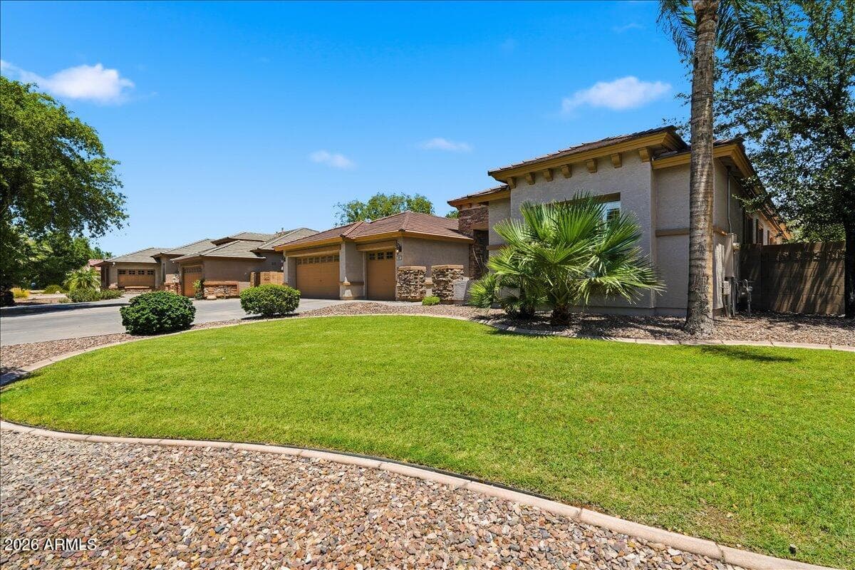 845 N THUNDERBIRD Avenue, Gilbert, AZ 85234 — photo 52 of 55