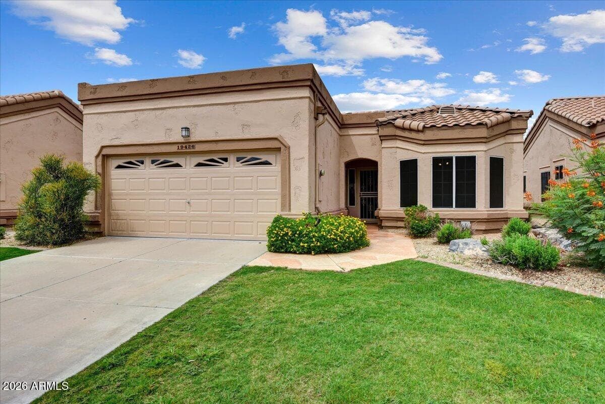 19426 N 84th Avenue, Peoria, AZ 85382 — photo 1 of 25