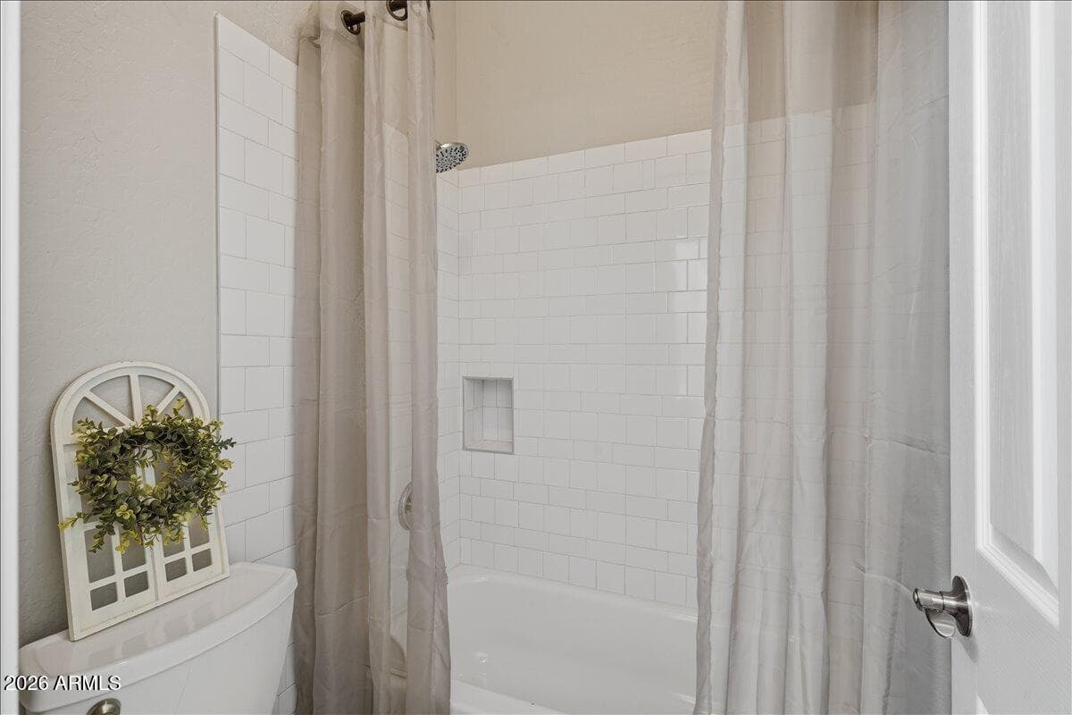 845 N THUNDERBIRD Avenue, Gilbert, AZ 85234 — photo 35 of 55