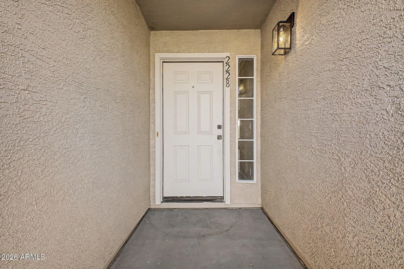 2228 S Banning Street, Gilbert, AZ 85295 — photo 5 of 32