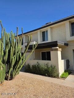 712 E EUGIE Avenue, Phoenix, AZ 85022 — photo 2 of 23