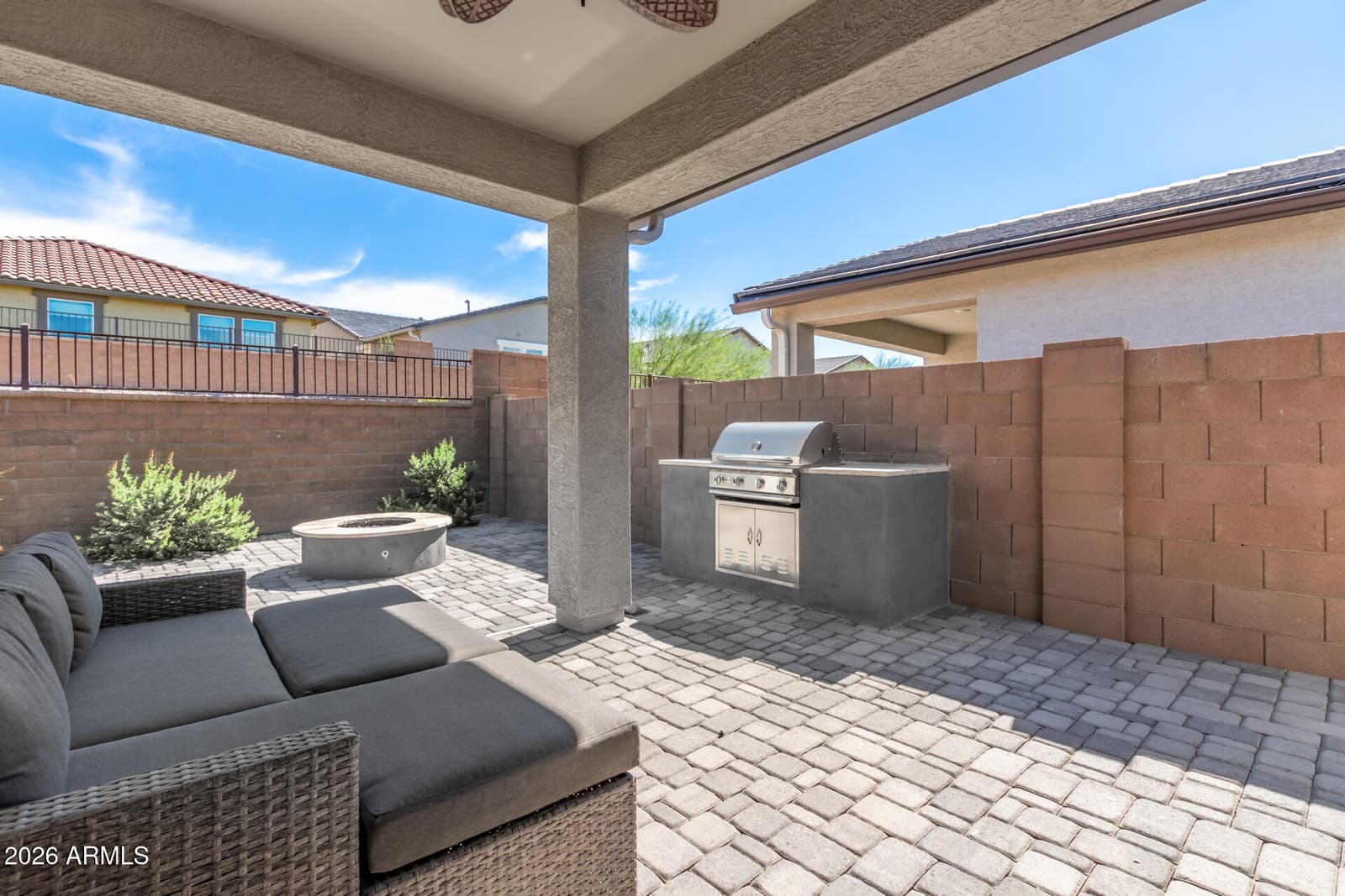8835 S 166TH Avenue, Goodyear, AZ 85338 — photo 11 of 31