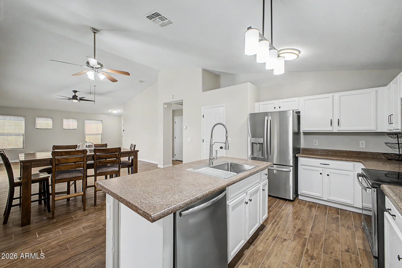 10993 W LOMA Lane, Peoria, AZ 85345 — photo 10 of 25