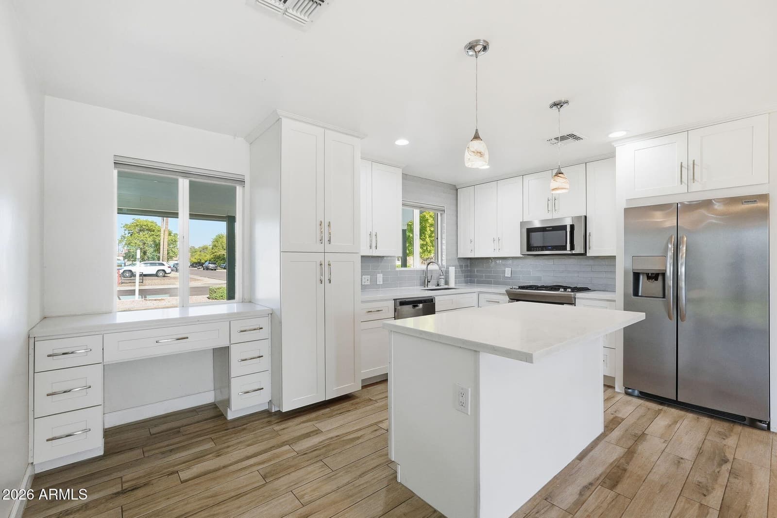 4720 N 14TH Avenue, Phoenix, AZ 85013 — photo 9 of 46