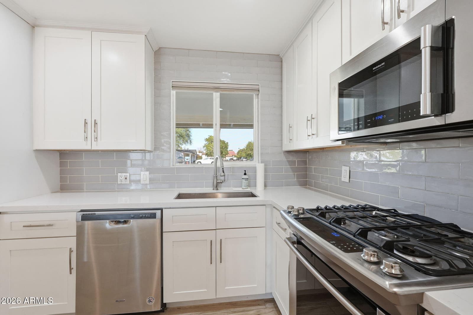 4720 N 14TH Avenue, Phoenix, AZ 85013 — photo 11 of 46
