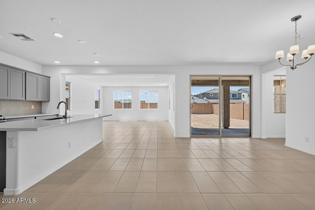 7839 E RAMBLEWOOD Avenue, Mesa, AZ 85212 — photo 12 of 41