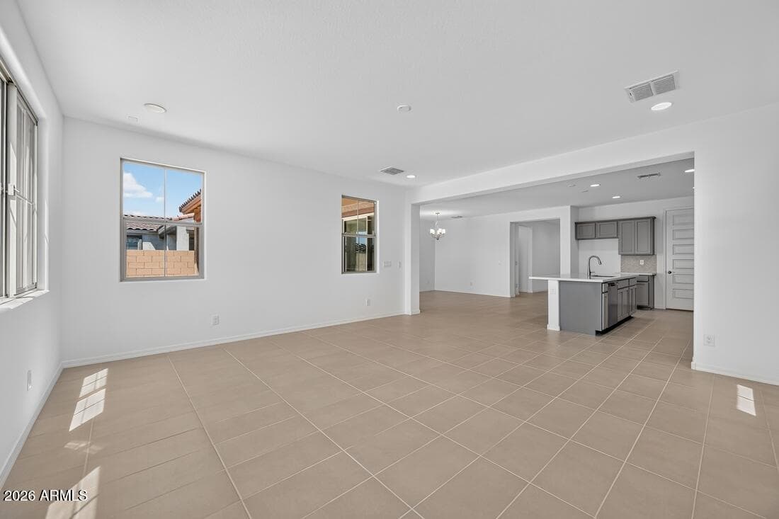 7839 E RAMBLEWOOD Avenue, Mesa, AZ 85212 — photo 15 of 41