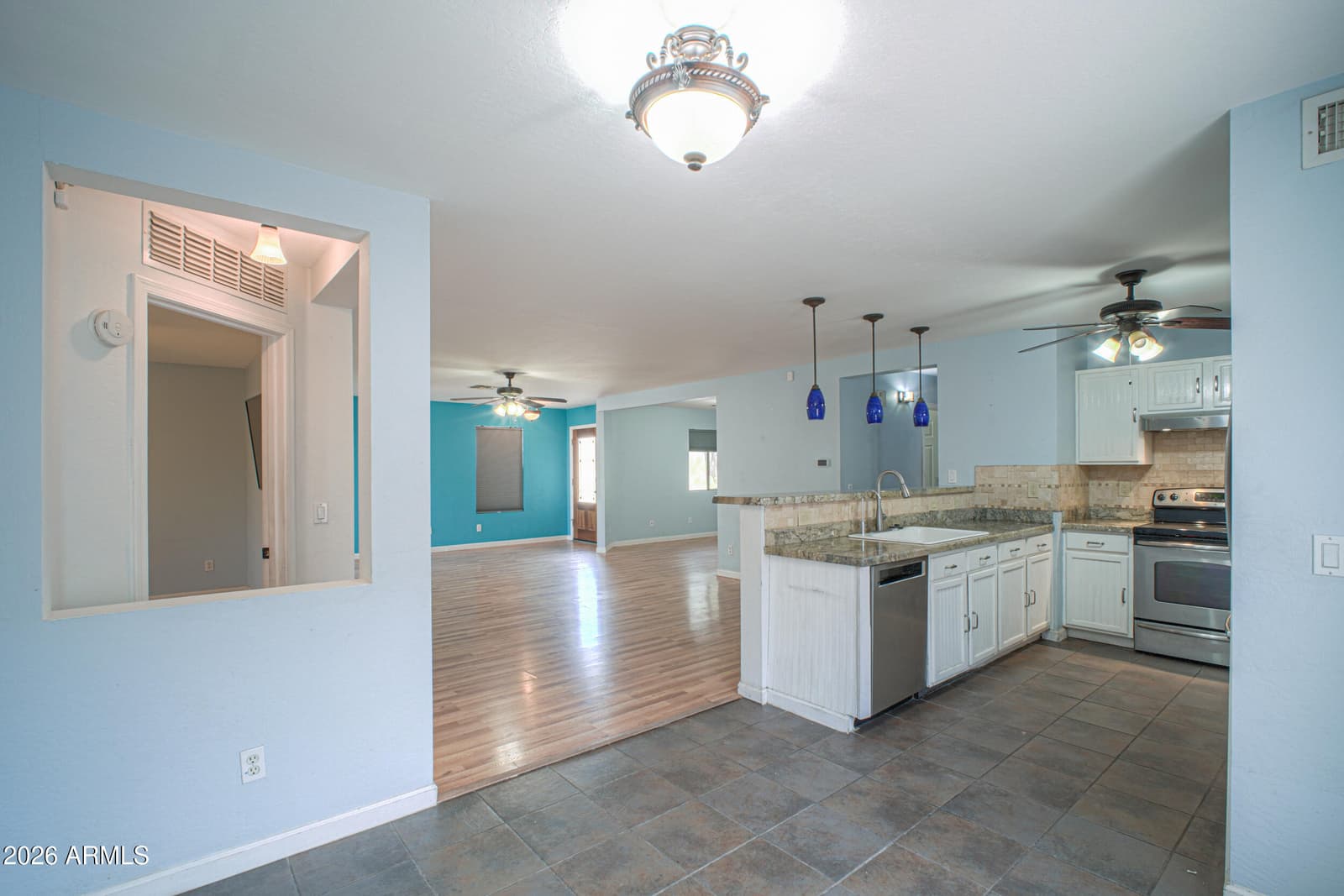 1641 E CARDINAL Drive, Casa Grande, AZ 85122 — photo 17 of 40