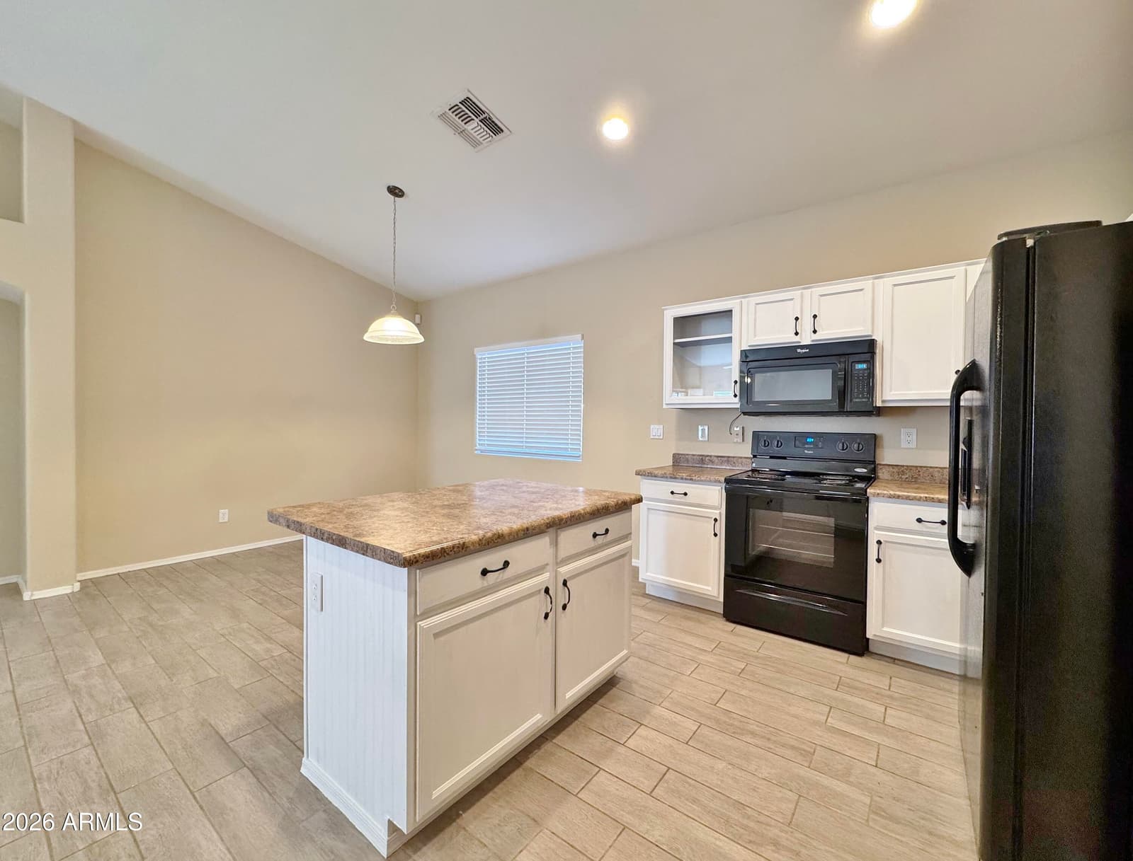 1745 E DESERT BREEZE Place, Casa Grande, AZ 85122 — photo 13 of 37