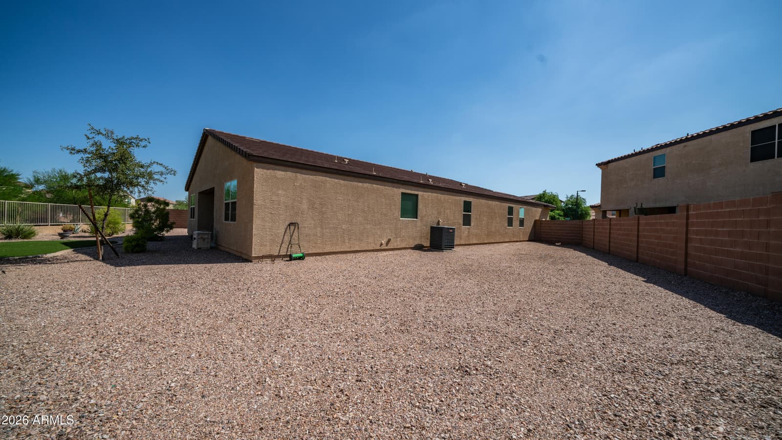 37455 N GLEN ECHO Drive, San Tan Valley, AZ 85140 — photo 15 of 46