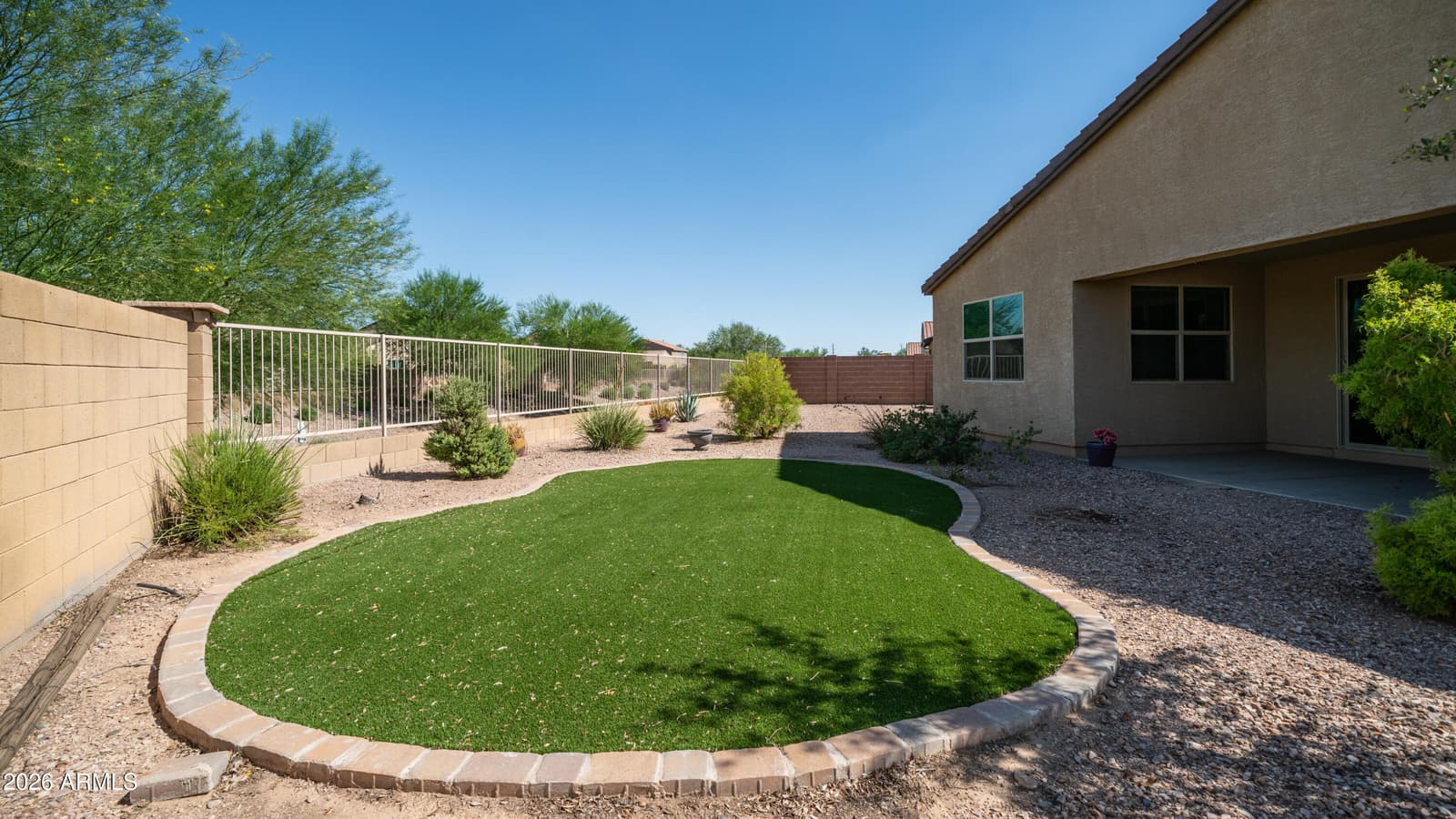 37455 N GLEN ECHO Drive, San Tan Valley, AZ 85140 — photo 12 of 46