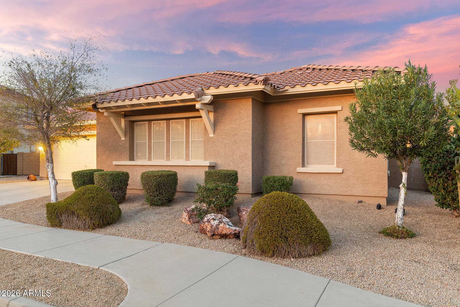 625 S 173RD Drive, Goodyear, AZ 85338 — photo 10 of 55