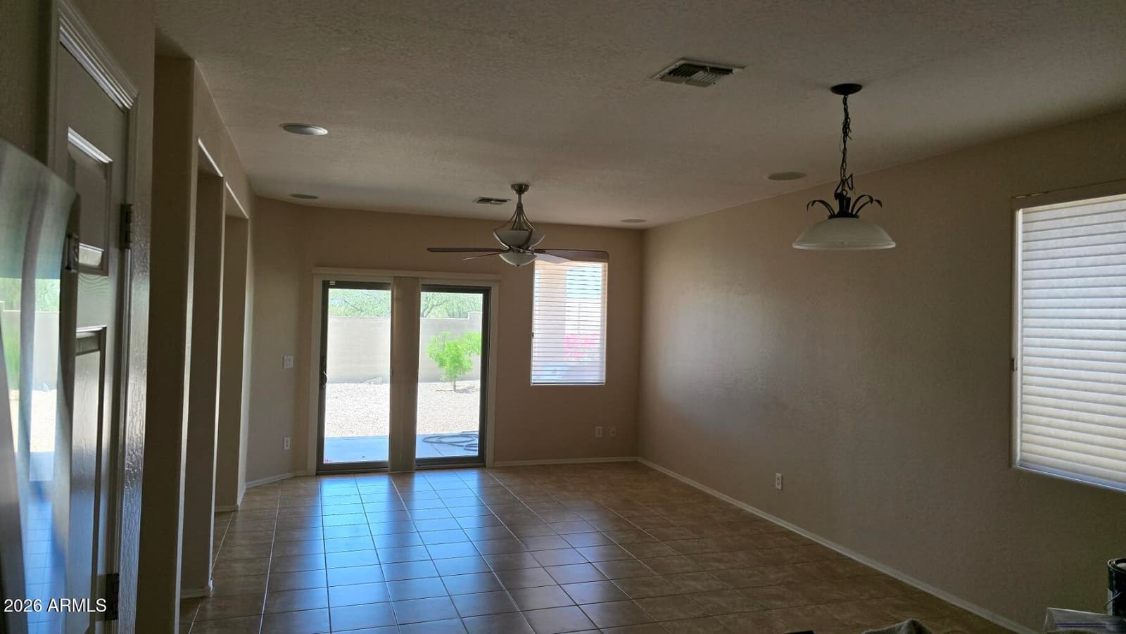 40720 N TRAILHEAD Way, Phoenix, AZ 85086 — photo 10 of 37