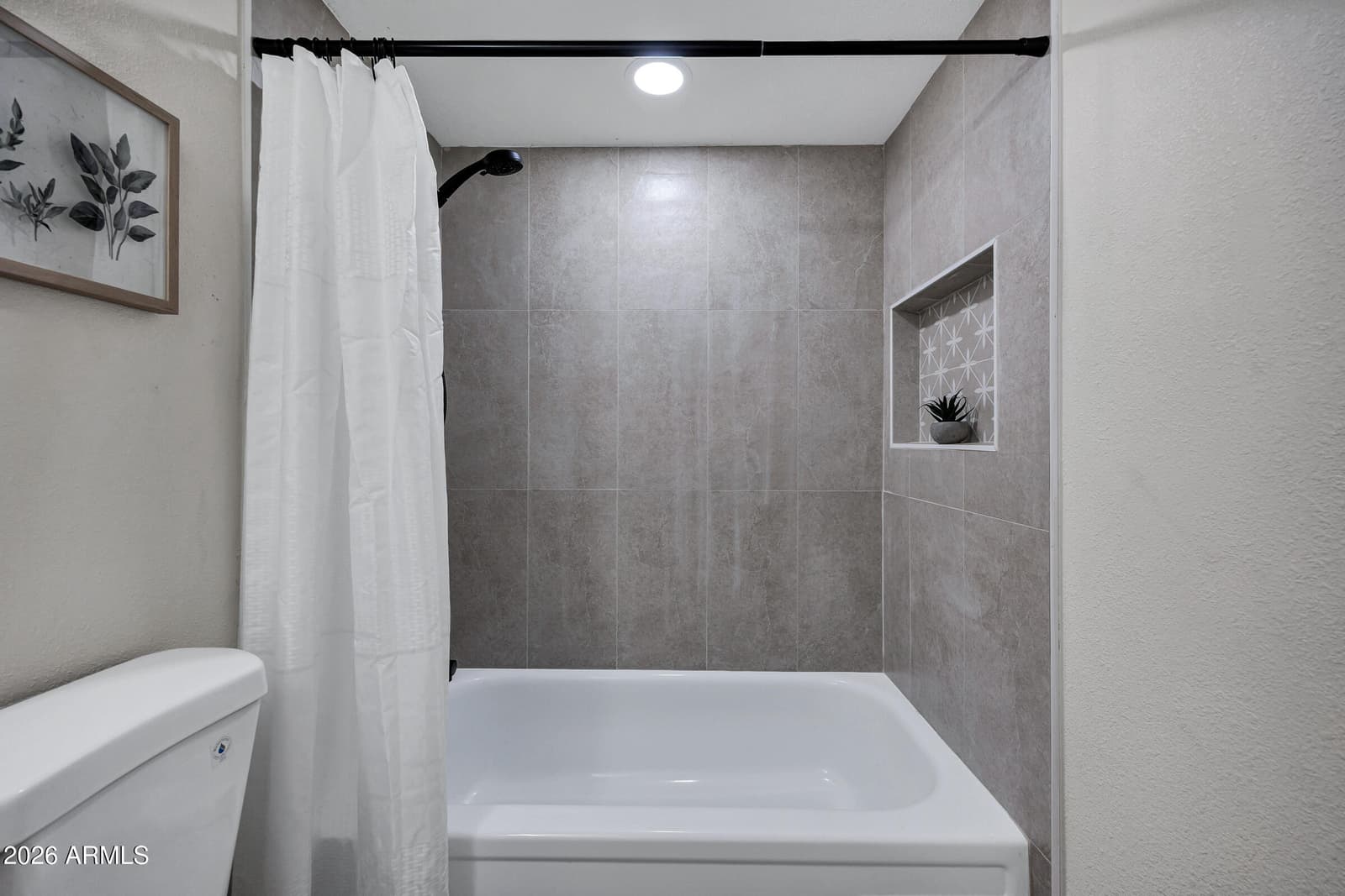 10208 N 8TH Place B, Phoenix, AZ 85020 — photo 18 of 25