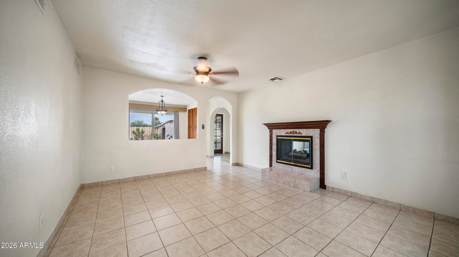 2908 E CACTUS Road, Phoenix, AZ 85032 — photo 6 of 35