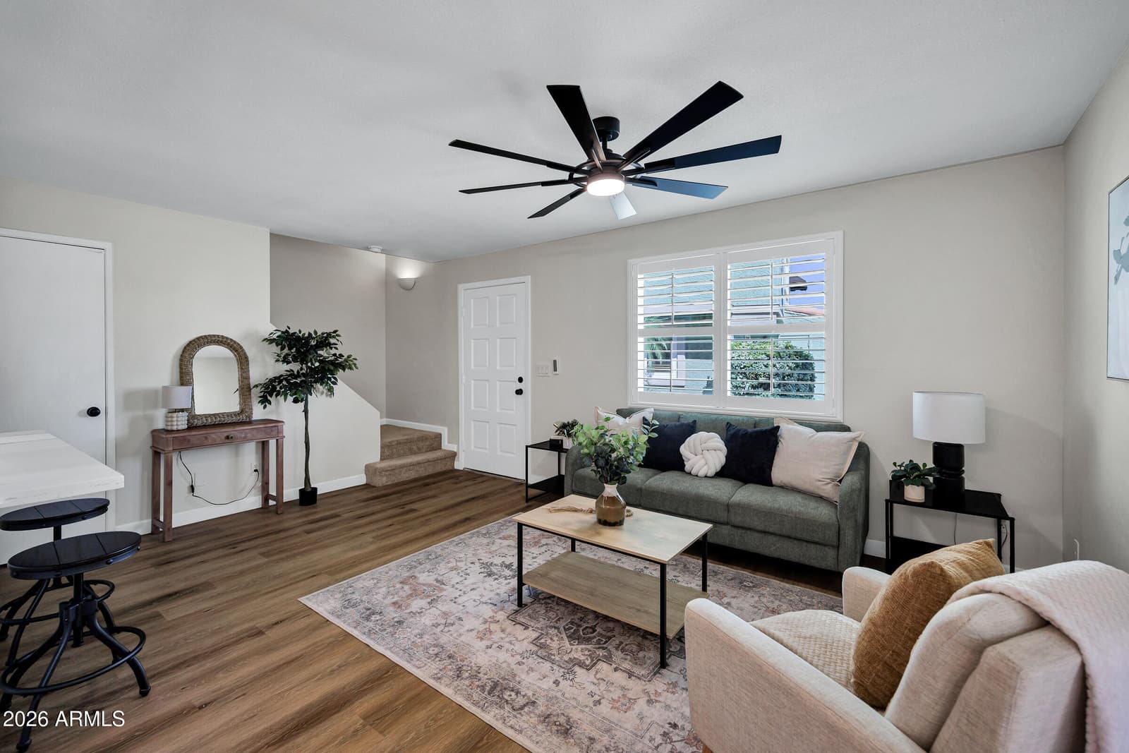 10208 N 8TH Place B, Phoenix, AZ 85020 — photo 4 of 25