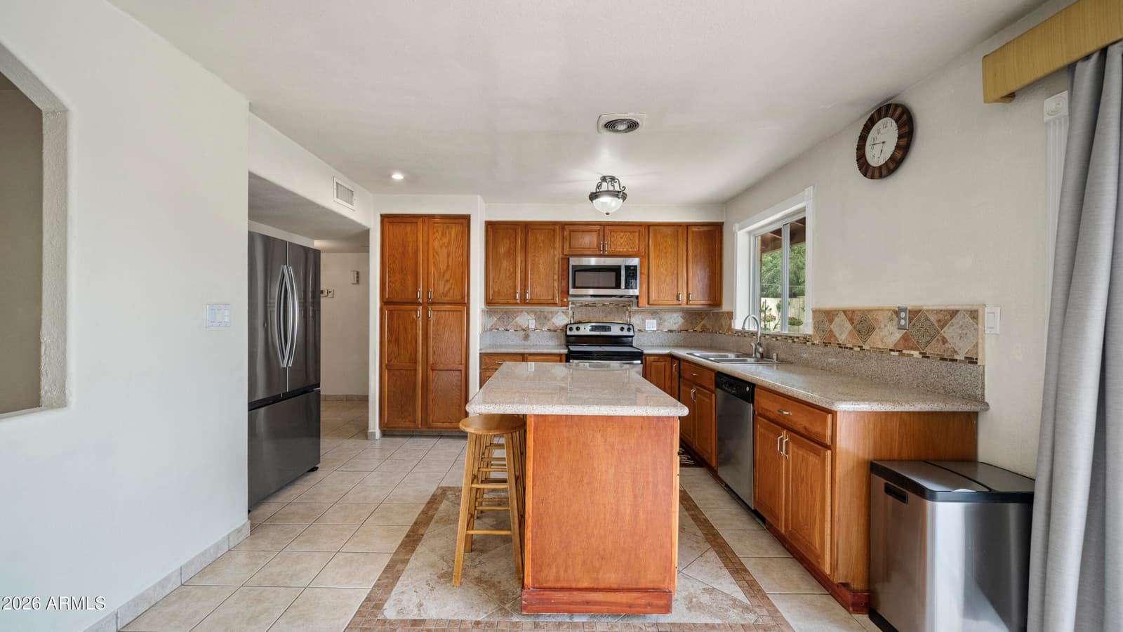 2908 E CACTUS Road, Phoenix, AZ 85032 — photo 8 of 35