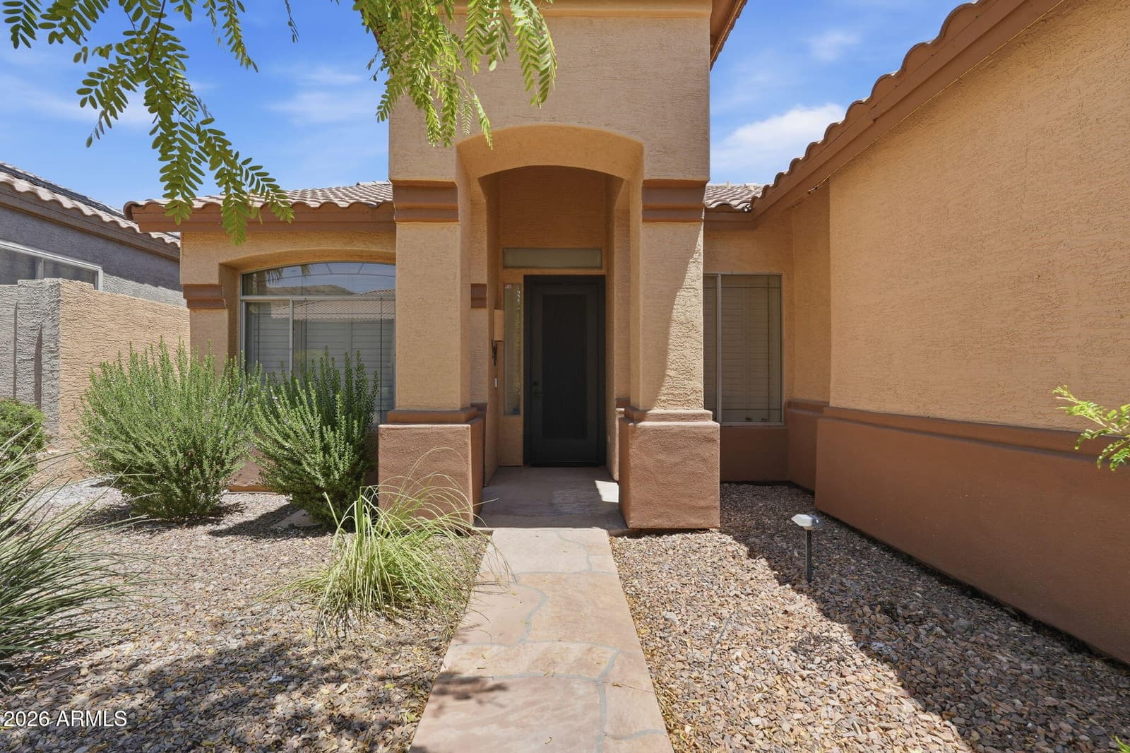 15221 S 18TH Avenue, Phoenix, AZ 85045 — photo 3 of 37