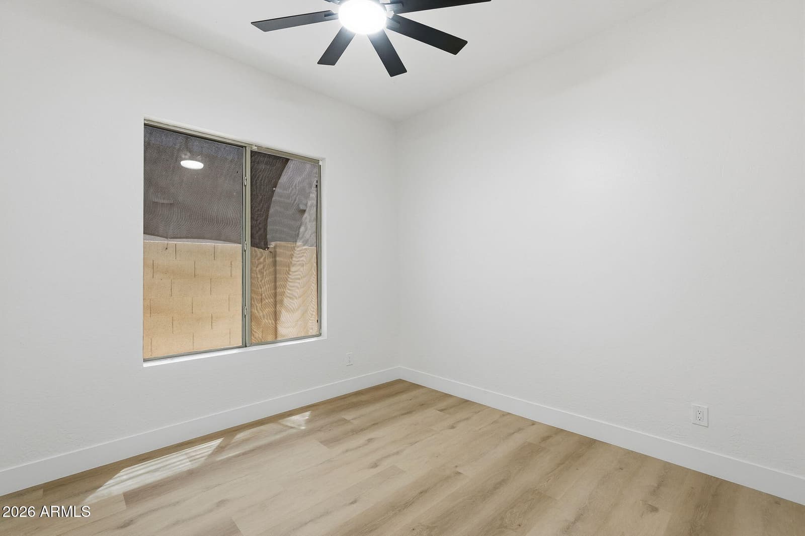 15221 S 18TH Avenue, Phoenix, AZ 85045 — photo 30 of 37