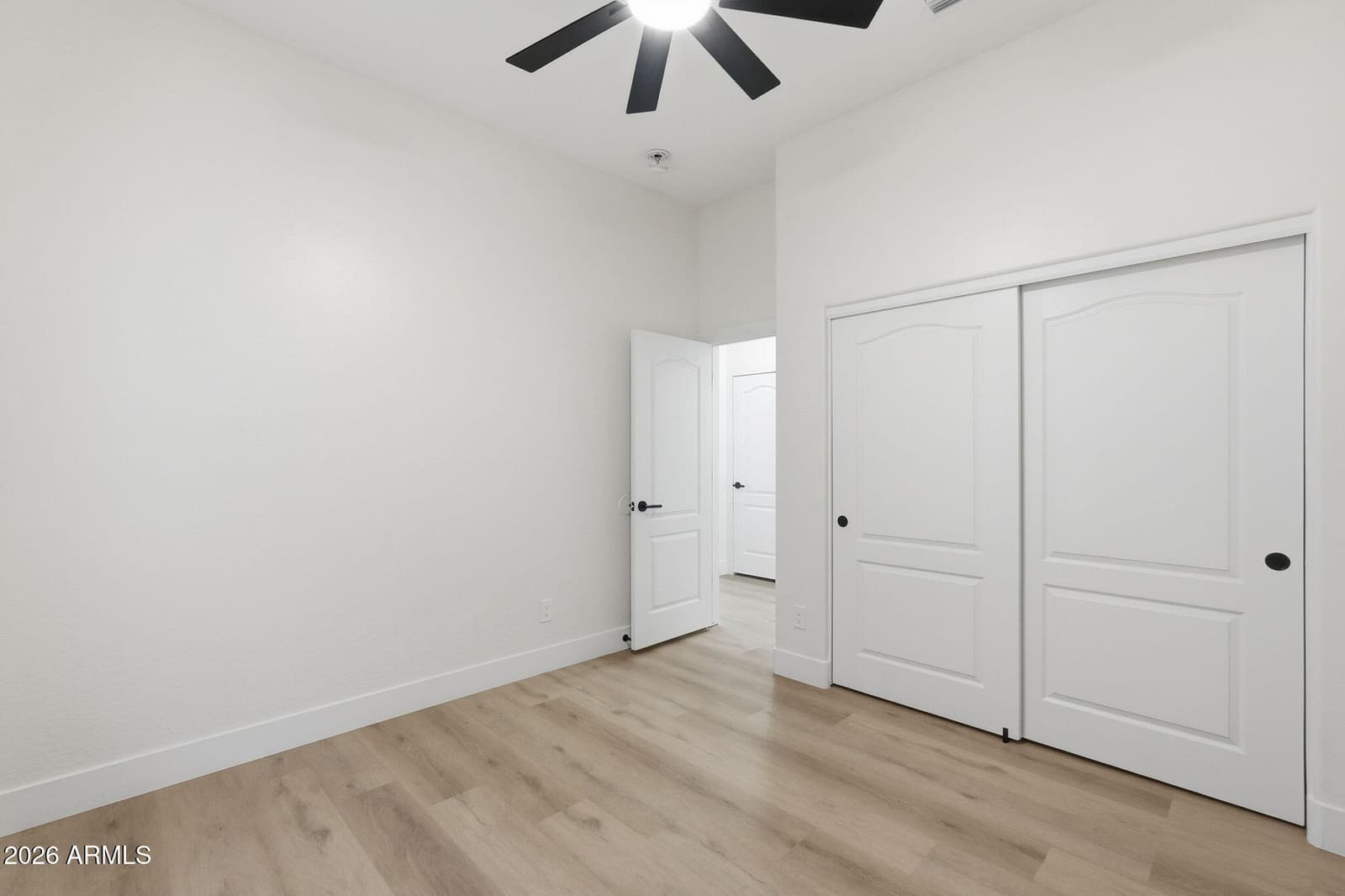 15221 S 18TH Avenue, Phoenix, AZ 85045 — photo 31 of 37