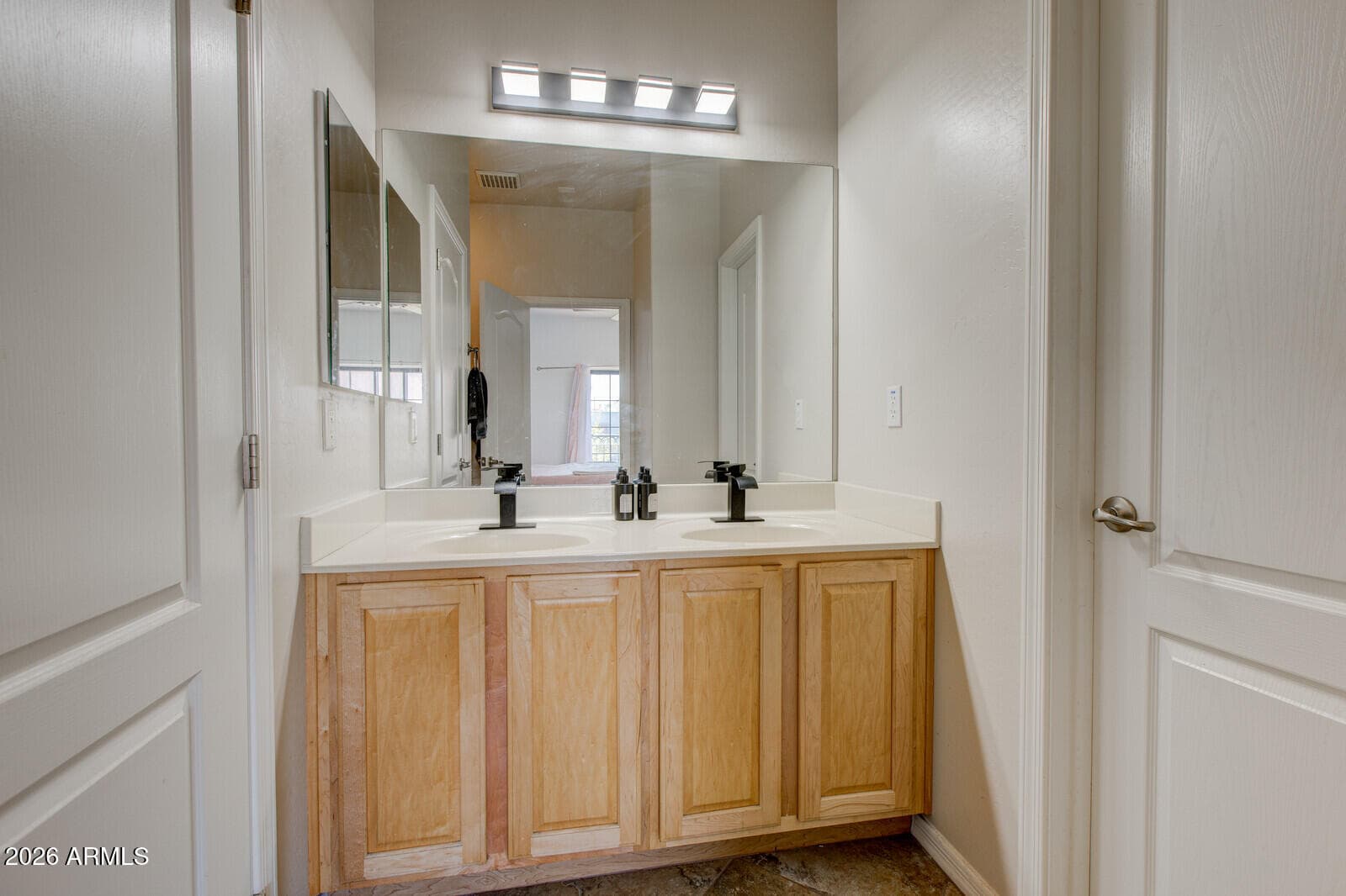 3441 E AVALON Drive, Phoenix, AZ 85018 — photo 16 of 28