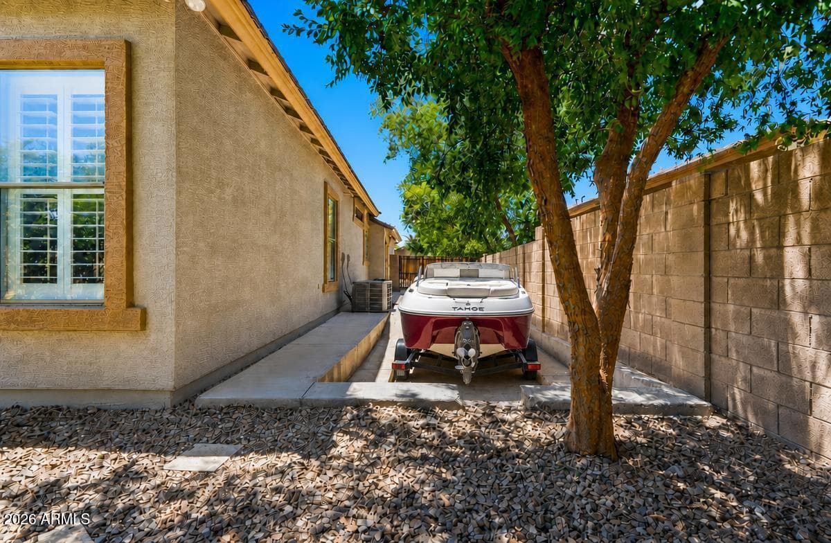 845 N THUNDERBIRD Avenue, Gilbert, AZ 85234 — photo 47 of 55